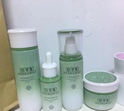 自然堂屬于什么檔次，屬于中高檔次產(chǎn)品